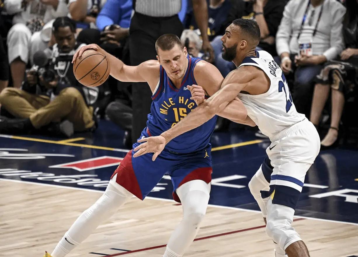 防守端球员连续多场比赛抢断遏制对手