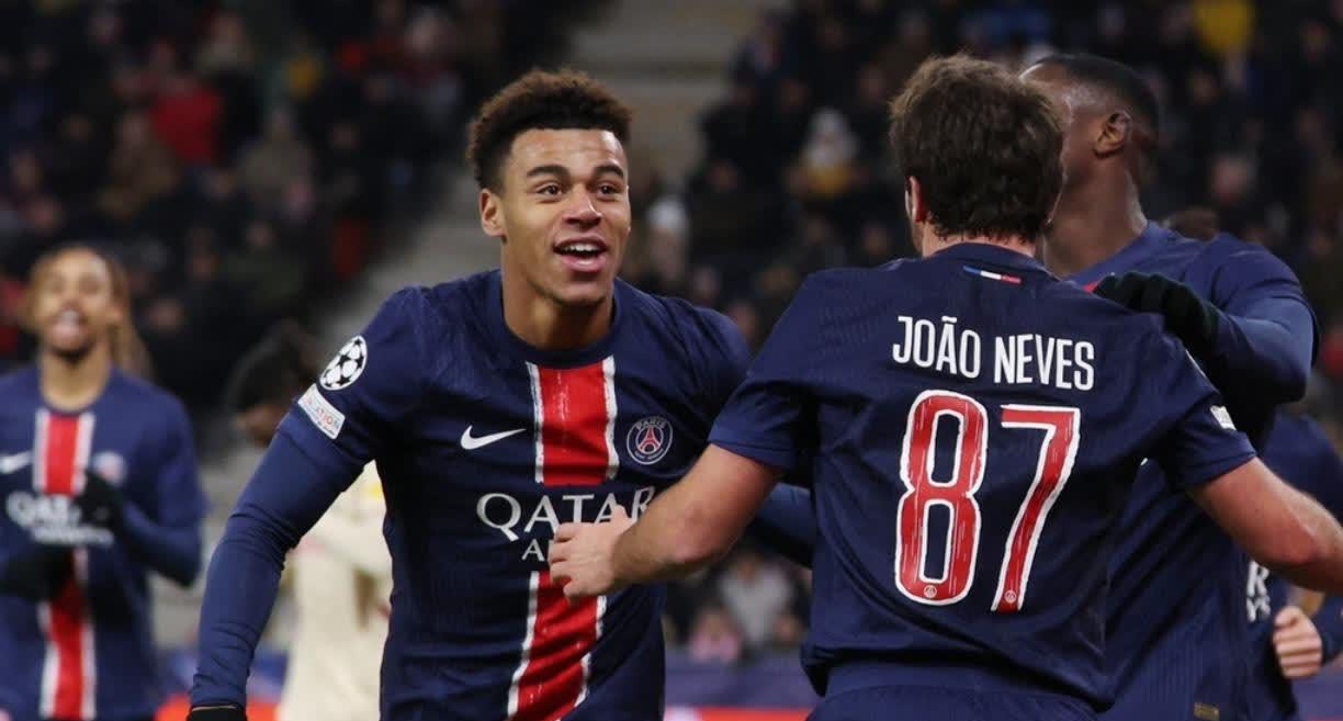 欧冠淘汰赛形势更趋紧张，豪门屡遭失利的简单介绍