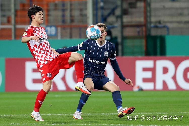 关于美因茨客场险胜弗赖堡，继续逐步追赶的信息