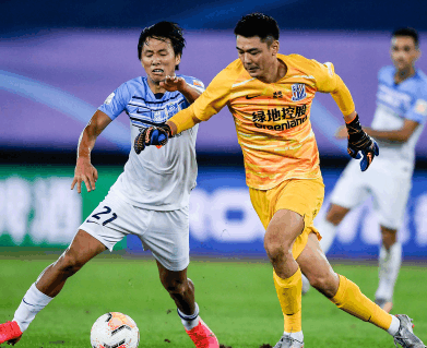 广州富力主场战平申花，主场不败纪录延续