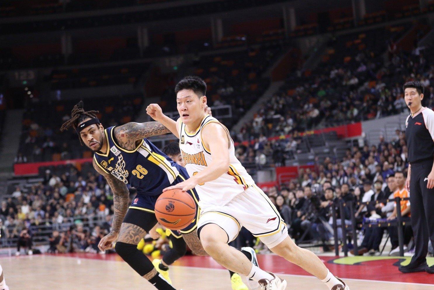 福建男篮主场压哨绝杀，晋级决赛