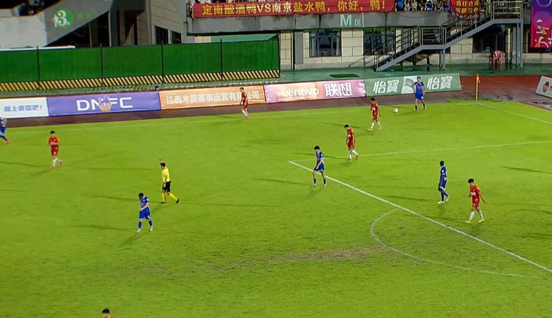 包含超级联赛战青训，中甲球队步步为营的词条