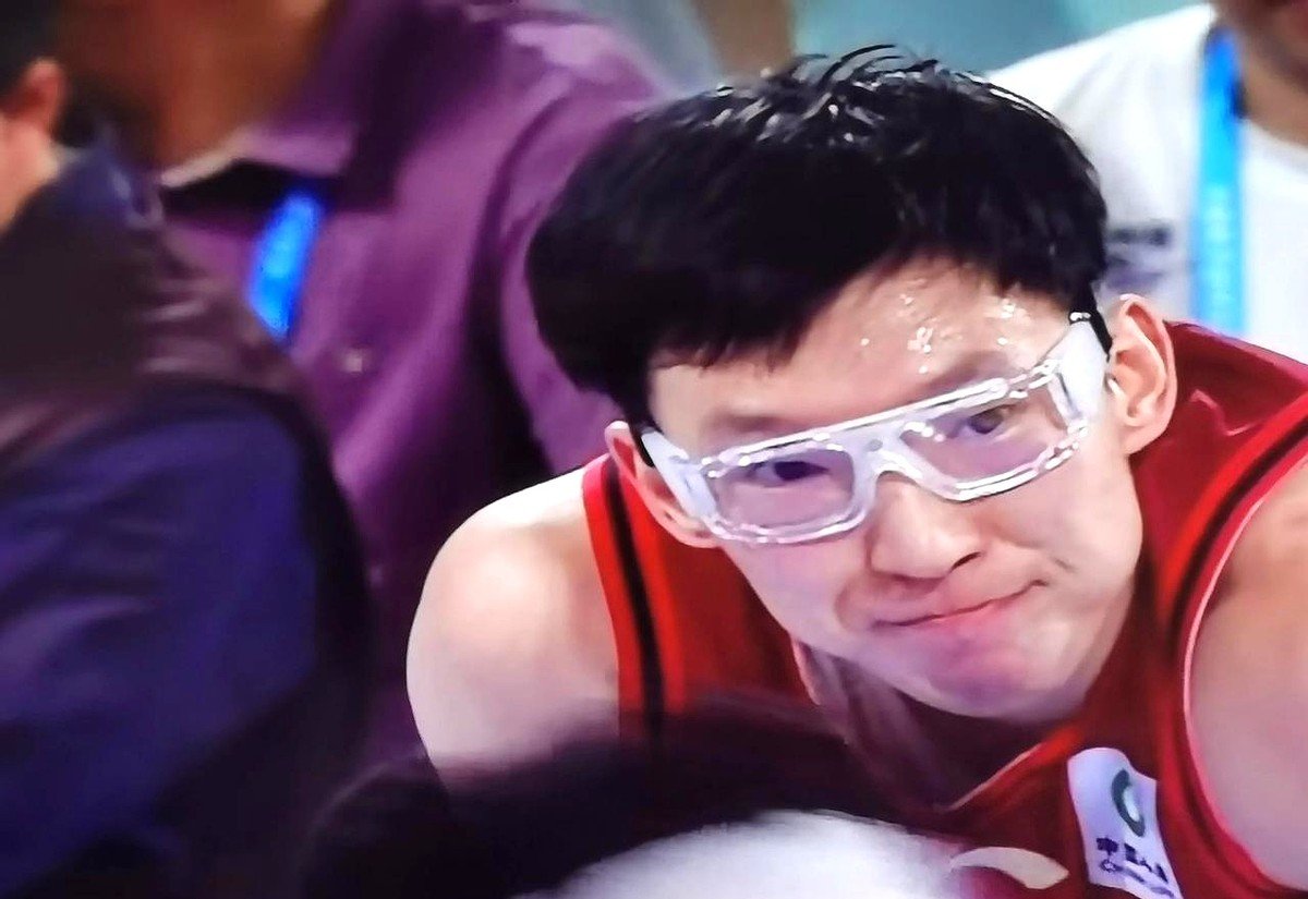 九游娱乐入口-甘荷威通反击德罗赞冠军快攻夜上