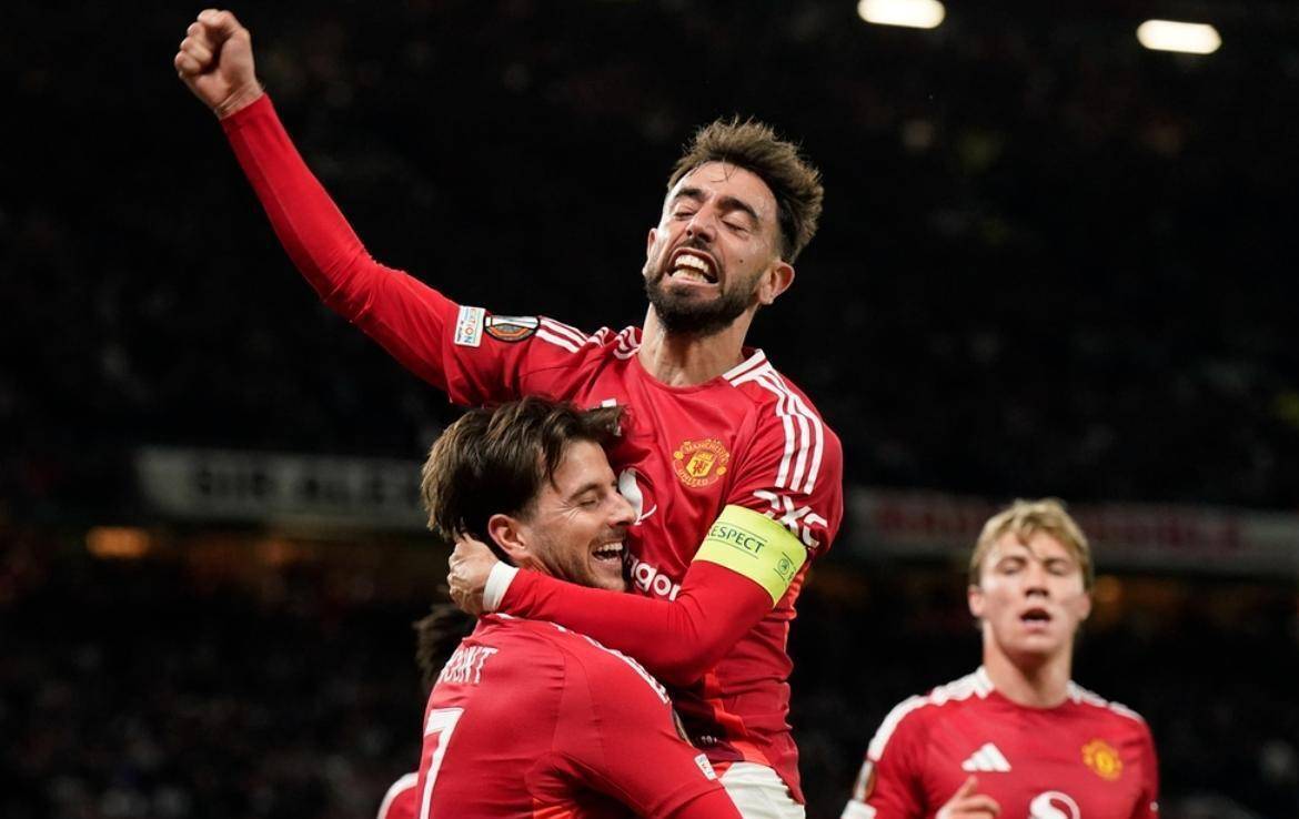 曼联客场取胜，梅开二度猛攻晋级