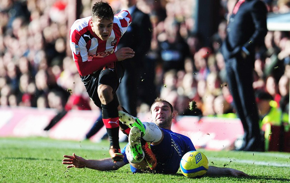 九游娱乐app下载-南京有有意满分，实现破门铲球得分的简单介绍