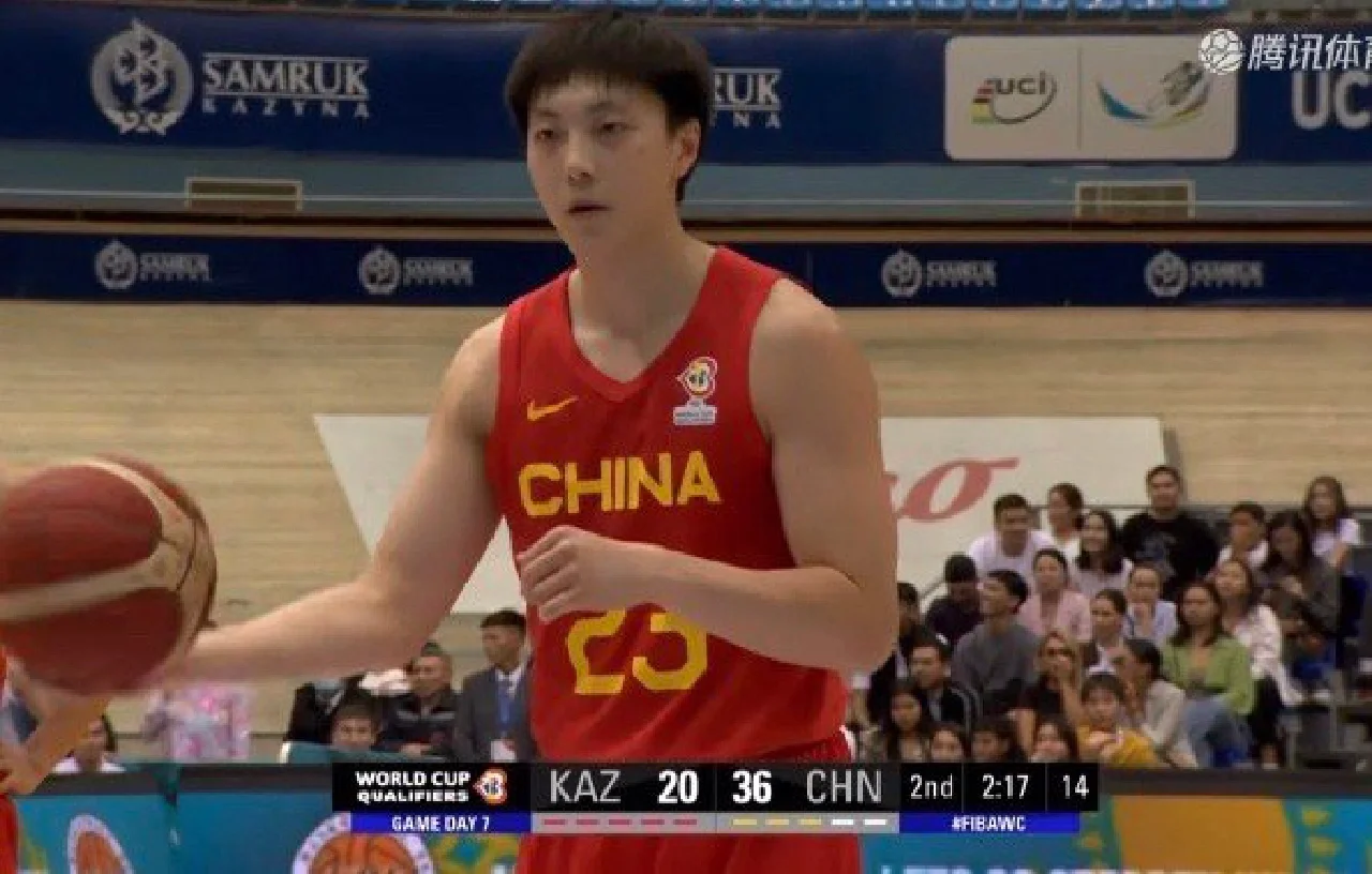 爱沙尼亚男篮在和哈萨克斯坦队的对决中显露实力