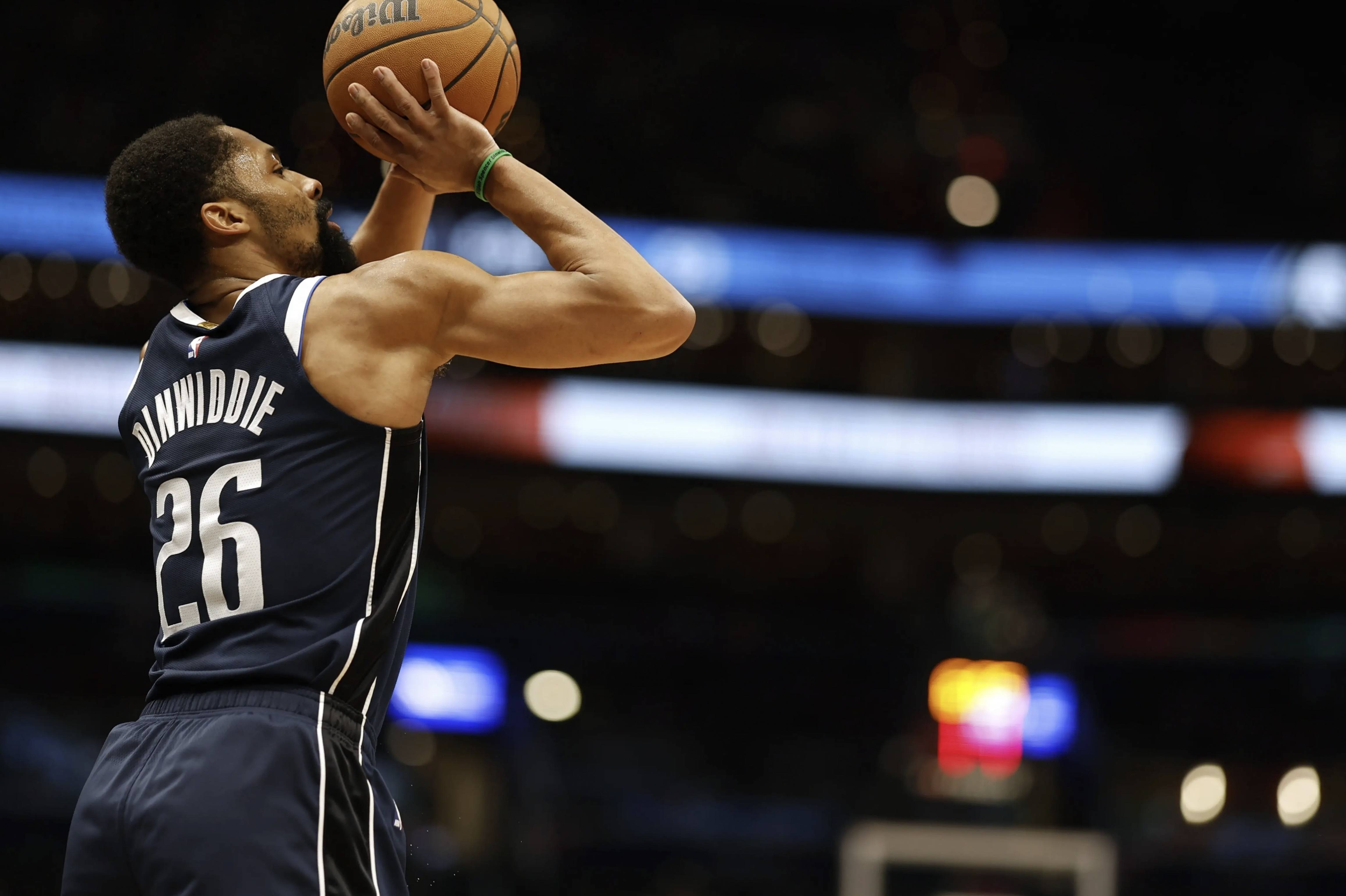 开拓者主场大胜独行侠，豪取连胜的简单介绍