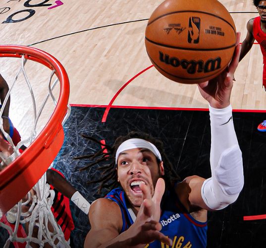 九游中国-掘金勇夺开拓者，小将表现出色