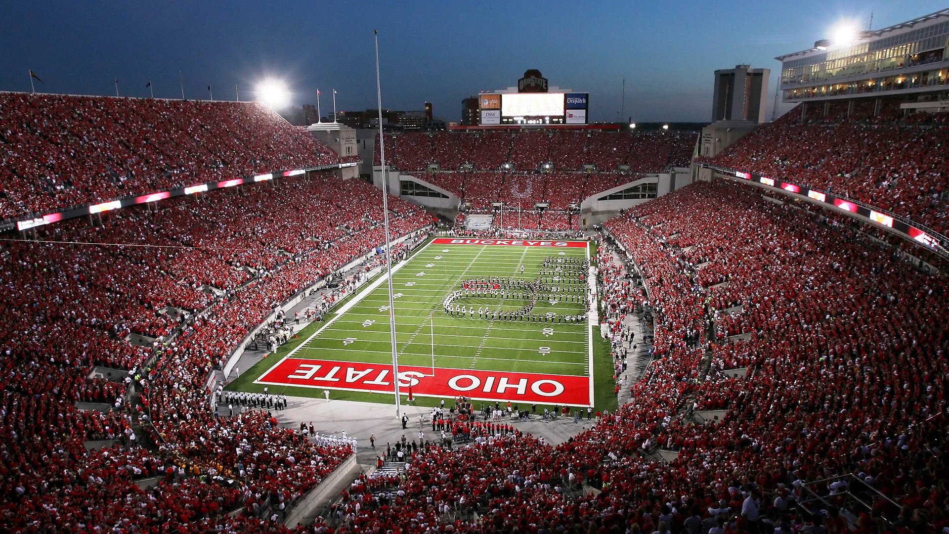 鹈鹕巨翅遮天蔽日，杰伦·格林致命锋芒刺穿紫金军团